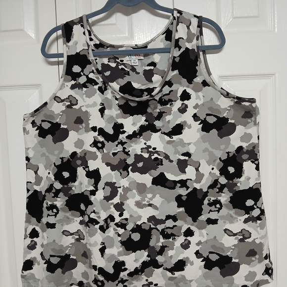 Denim&Co Tops - Denim & Company Camouflage Black Gray White Sleeveless Tank Top Knit 2X Plus